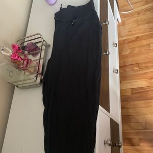 Lululemon capri pants